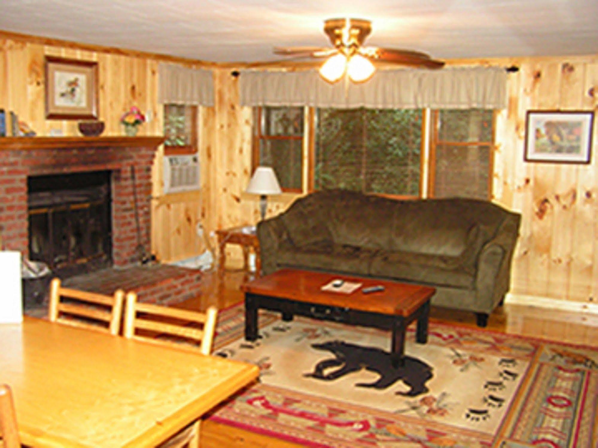Cabins At Twinbrook Resort Maggie Valley Εξωτερικό φωτογραφία