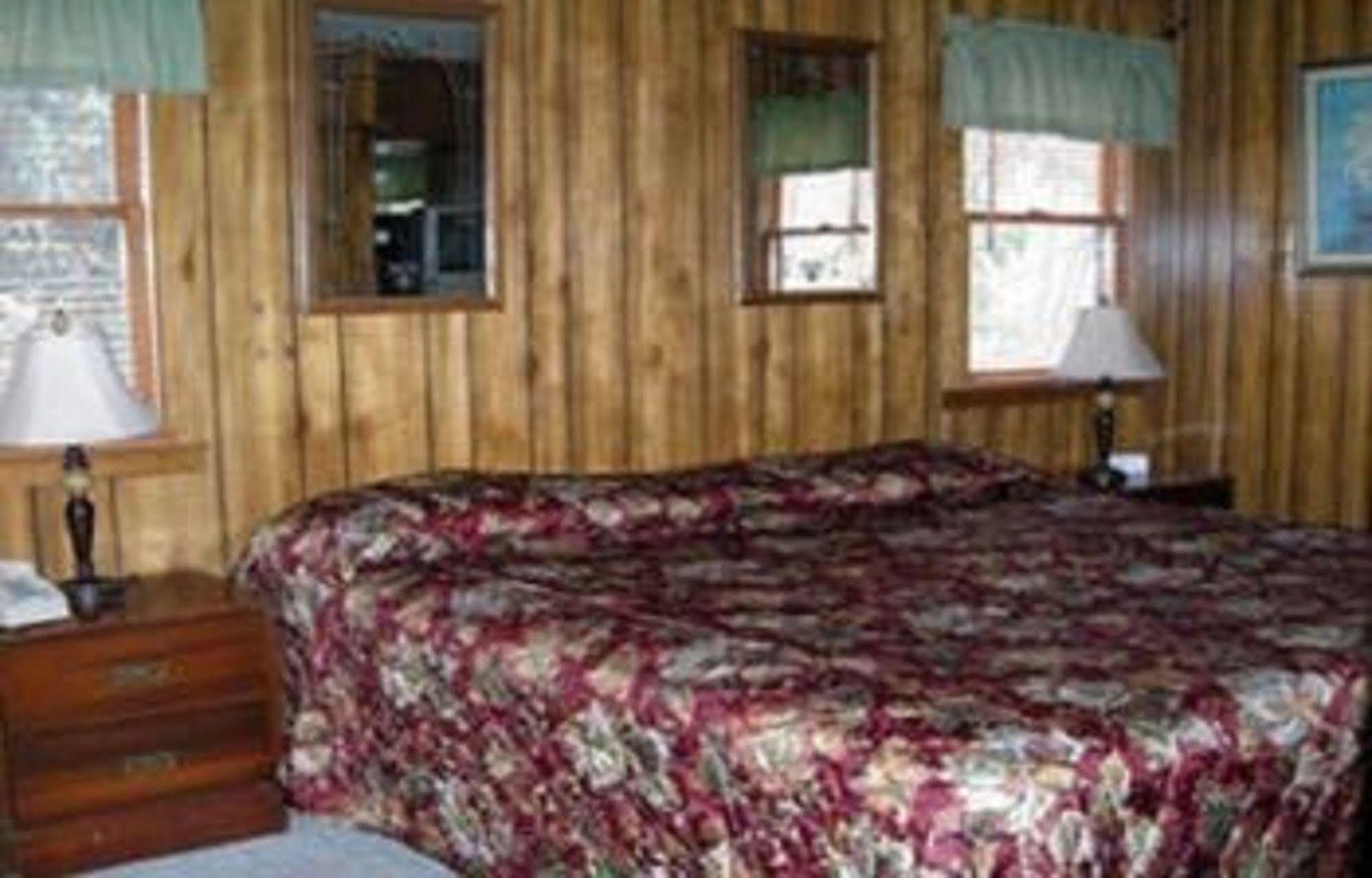 Cabins At Twinbrook Resort Maggie Valley Εξωτερικό φωτογραφία